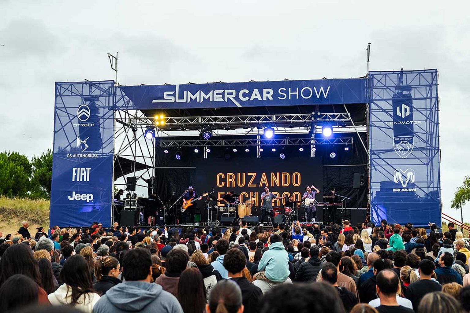 Cruzando el Charco abri&oacute; la temporada de shows en el Summer Car Show de Stellantis