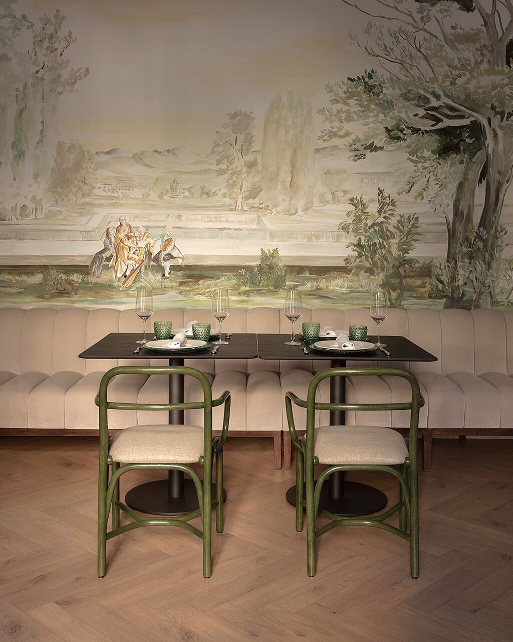 Born from a desire to reclaim rattan as a noble material, Fontal reinterprets traditional craftsmanship 💚