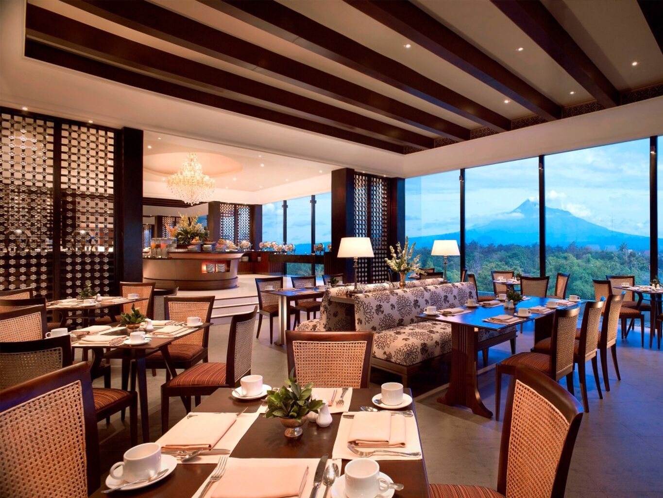 Mustika Yogyakarta Resort & Spa Restaurants