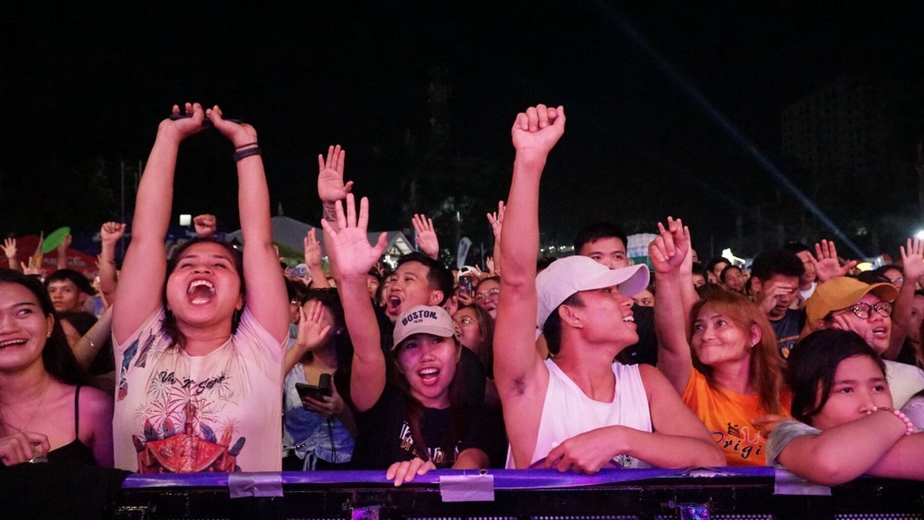 Festival revelers pack BingoPlus Musikalingawan sa Sinulog 2026