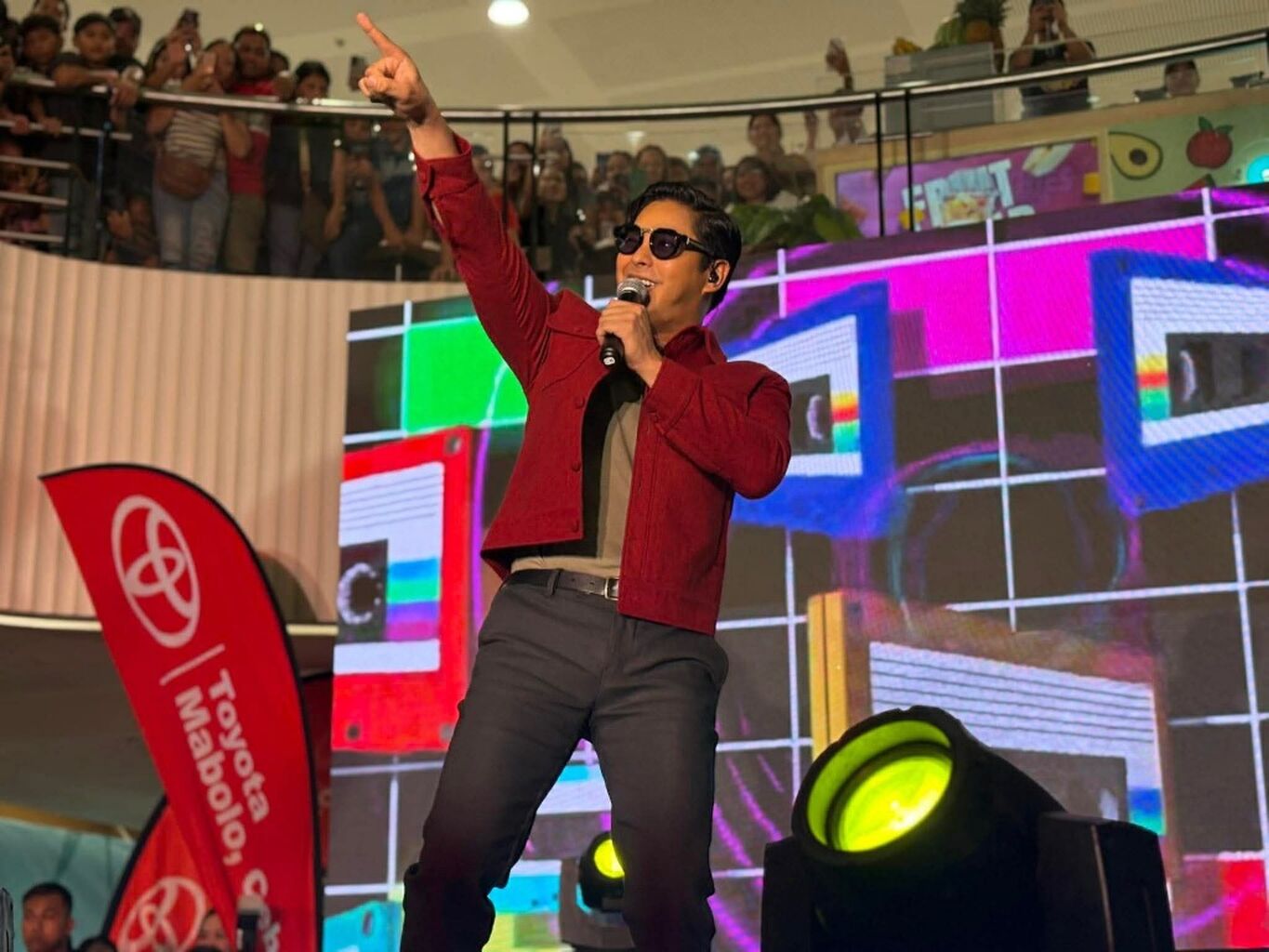 Coco Martin draws massive crowd at SM City Cebu as Toyota gears up for Sinulog 2026