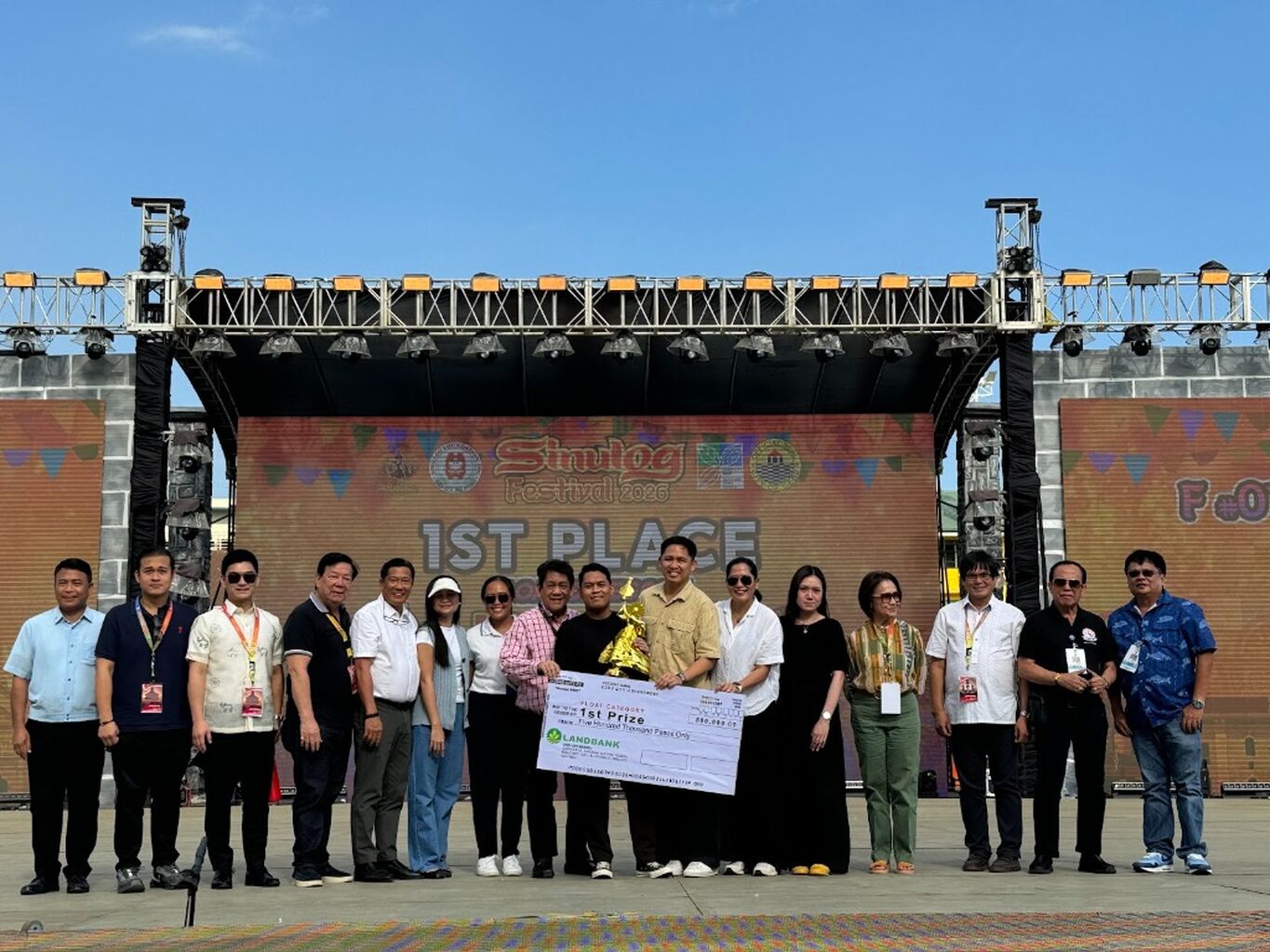 IPI turns Sinulog victory into lifeline for Cebu: PHP 500,000 donated to Binaliw landfill victims