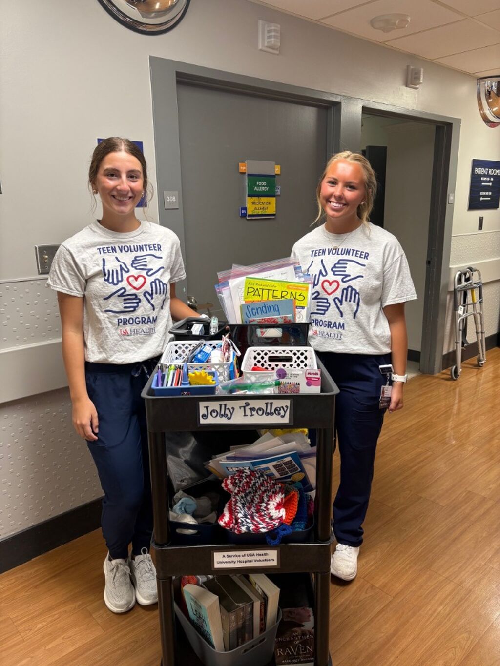 Supporting patients through Volunteer Services donations