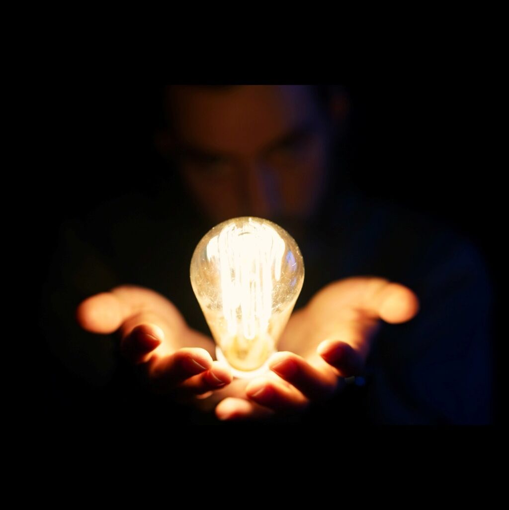 DANNY MATION X R&eacute;verb'R - Carrying The Light