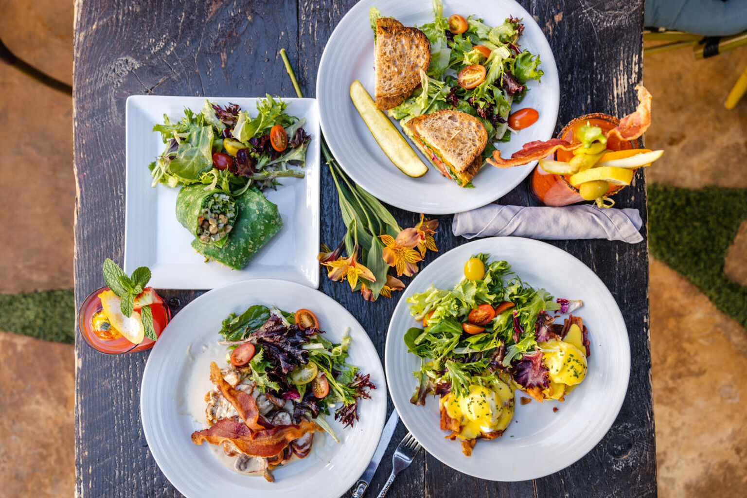 Healthy & Delicious Dining