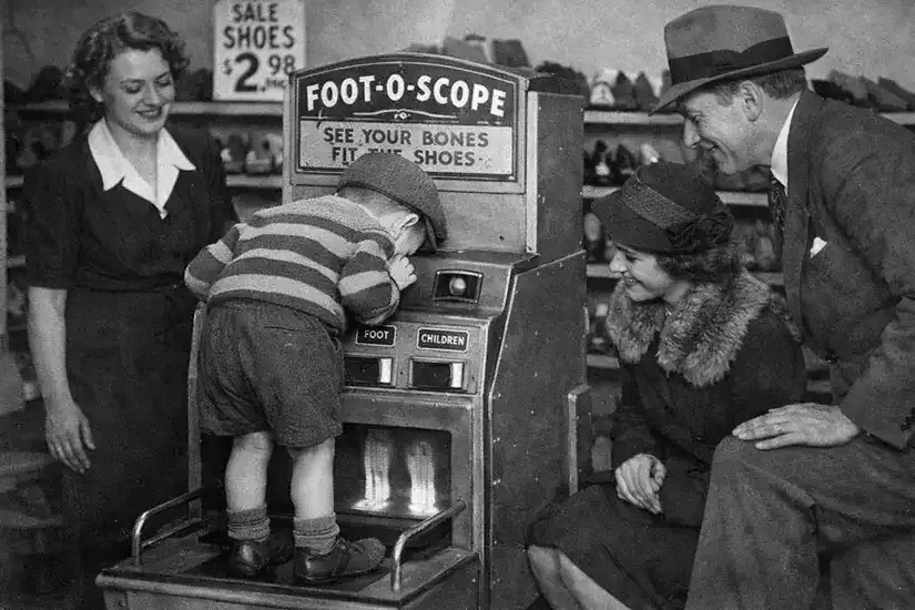 Rayos X en zapater&iacute;as: Historia de los fluoroscopios en los a&ntilde;os 40