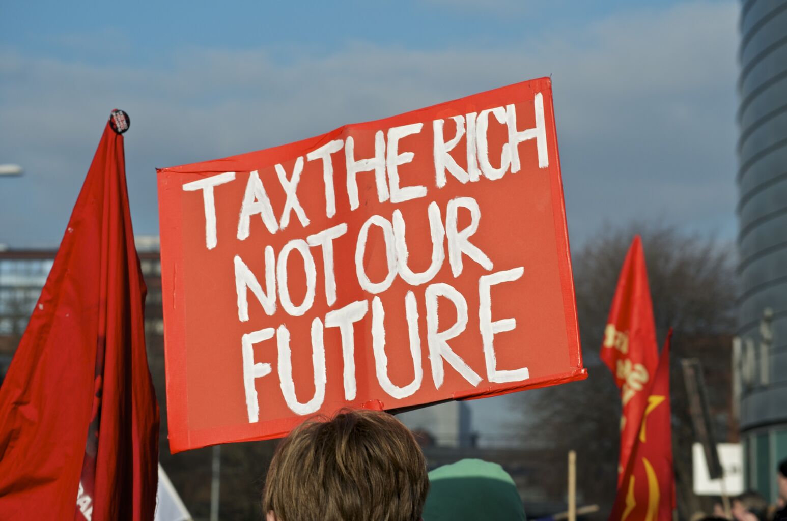 Extreme Wealth&rsquo;s Threat to Democracy with Patriotic Millionaires Canada | Perspectives Journal