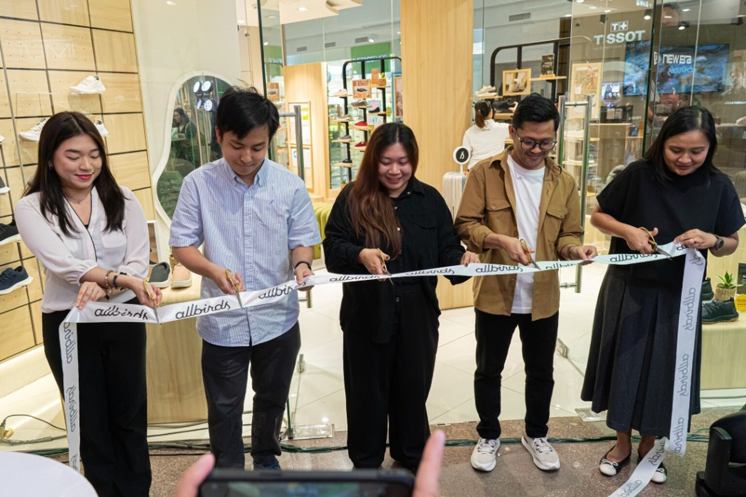Allbirds arrives in Cebu bringing sustainability to everyday life