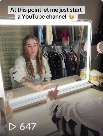 dream vanity mirror