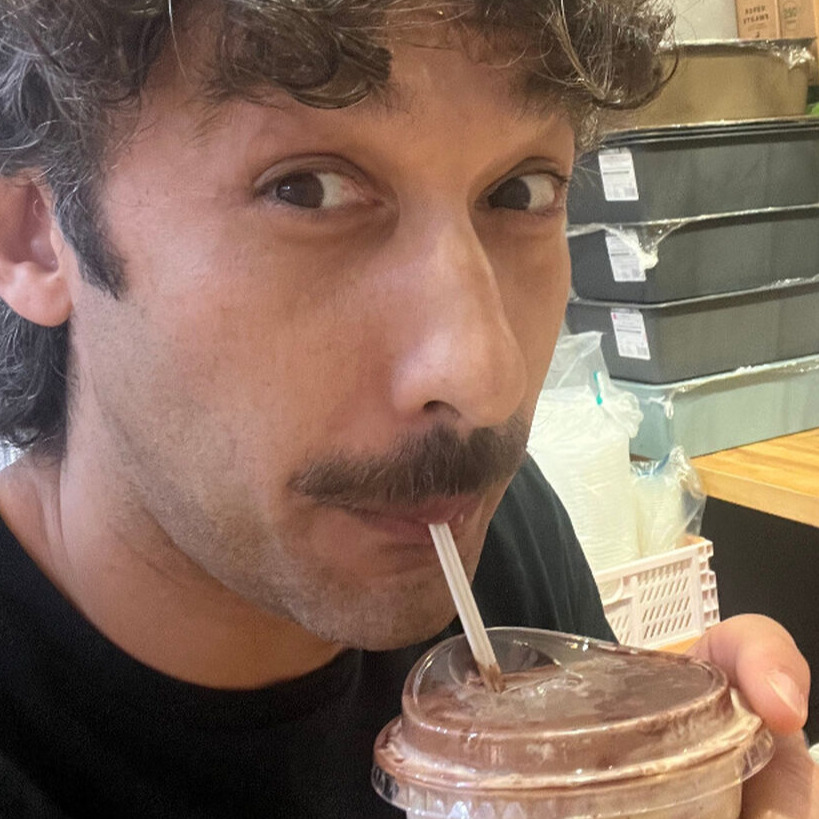 ✉️💥 SEND GEORGE AN EMAIL