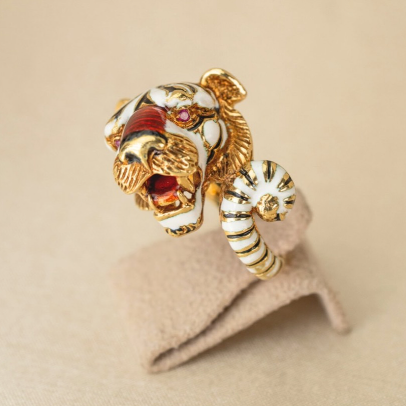 Frascarolo Ring in the Shape of a Tiger, in Gold, Enamel, and Rubies
