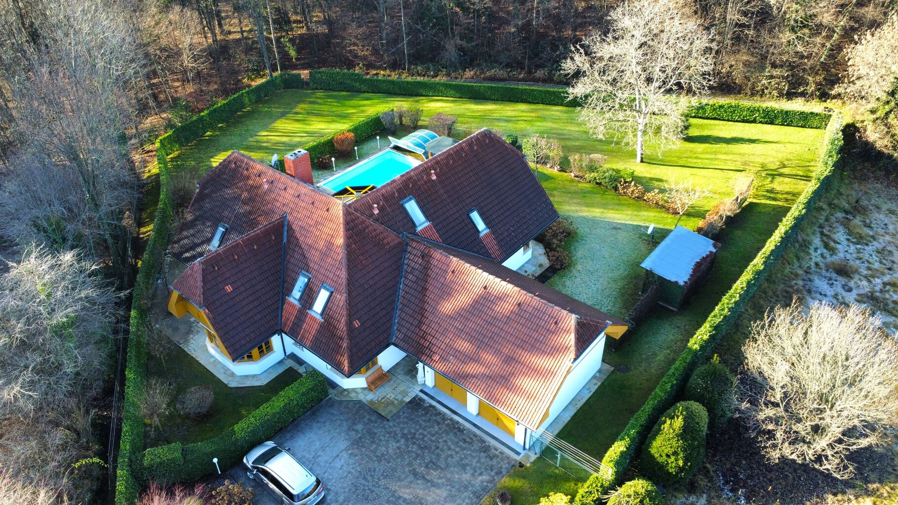 Einzigartige Villa mit au&szlig;ergew&ouml;hnlicher Privatsph&auml;re in absoluter Ruhelage