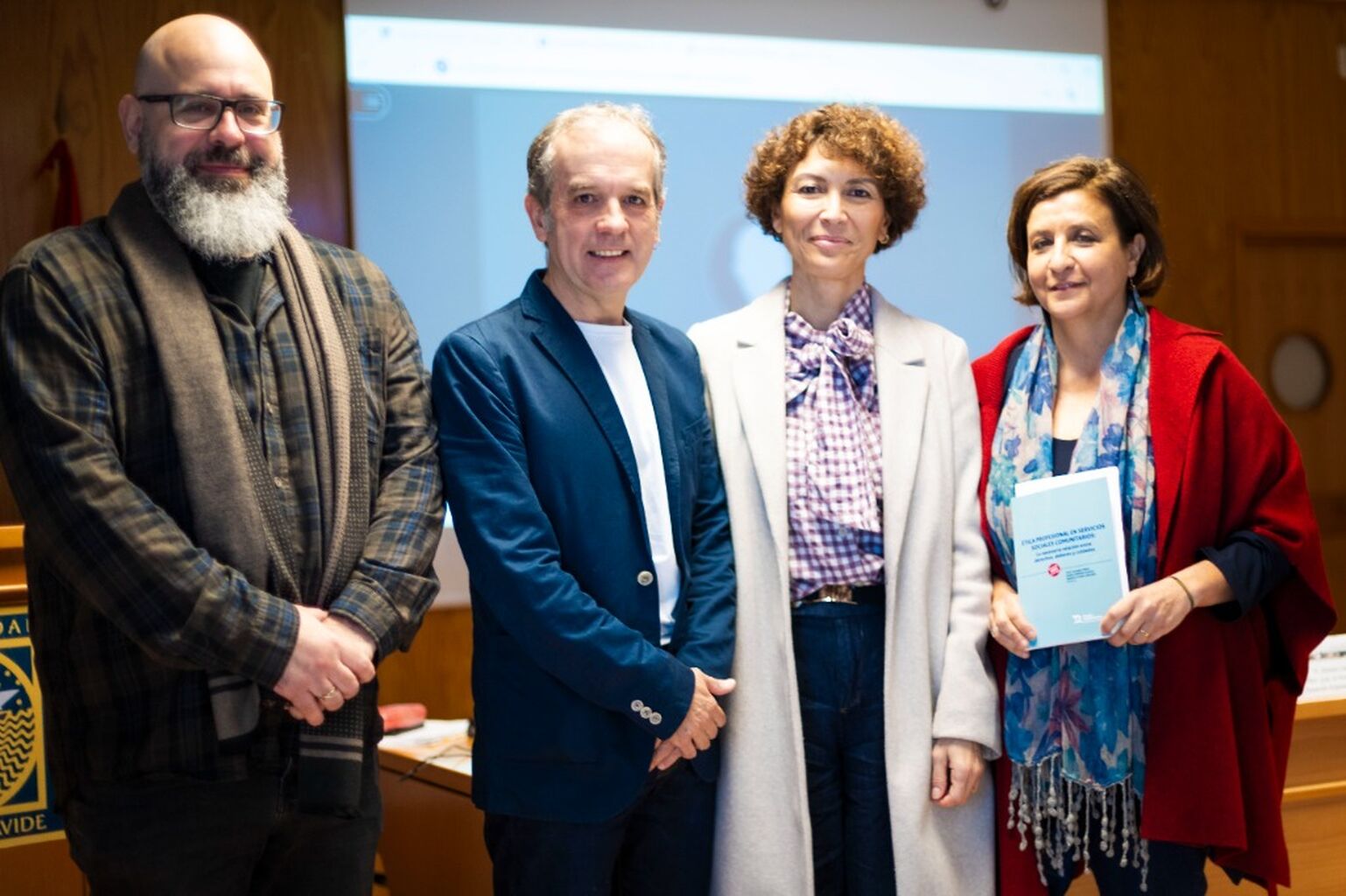 La UPO presenta dos gu&iacute;as para reforzar la &eacute;tica profesional y el bienestar de quienes trabajan en los Servicios Sociales