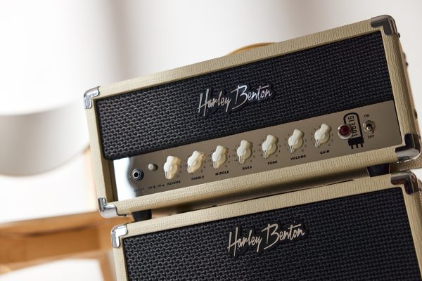 Tube Amps Explained &ndash; Inside the Sound That Shaped Guitar Music - Harley Benton