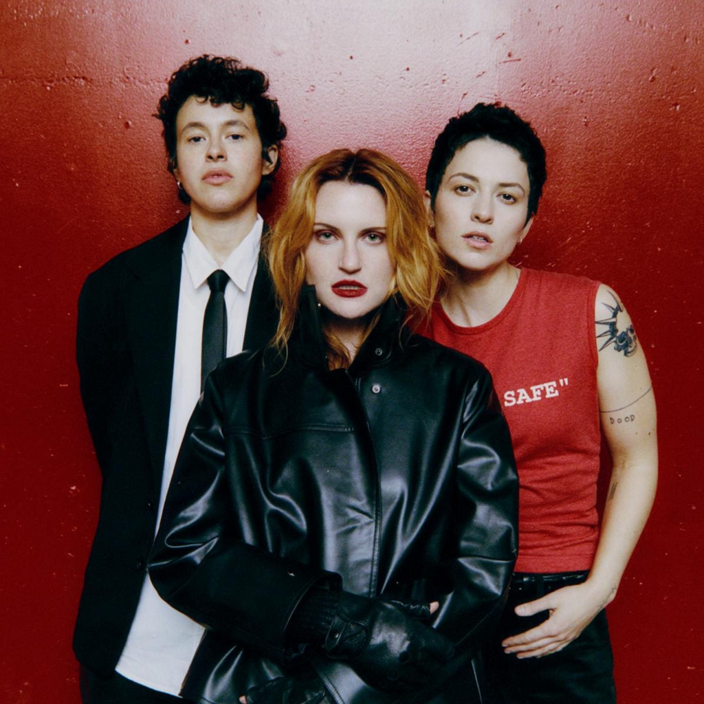 &iquest;Es MUNA la mejor banda del mundo? Katie, Josette y Naomi anuncian su vuelta para mayo | SIX REvista