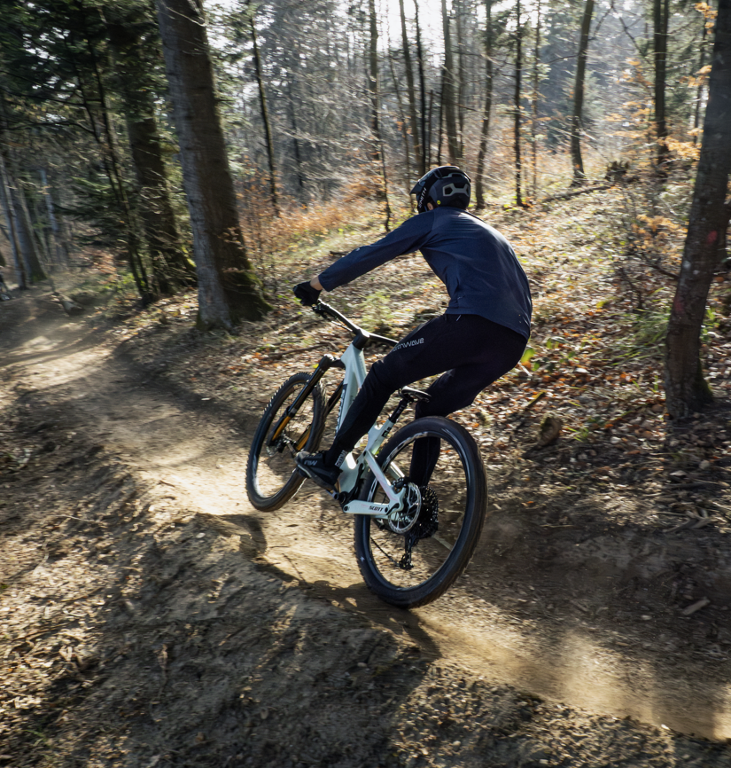 📍 LE SPOT : Se rendre &agrave; l'&eacute;v&eacute;nement  🚴&zwj;♂️ 🚙