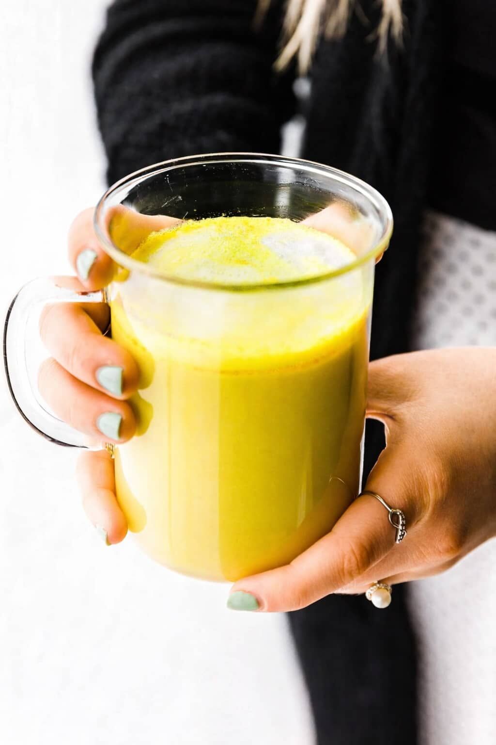 Golden Turmeric Tea Latte - Cotter Crunch