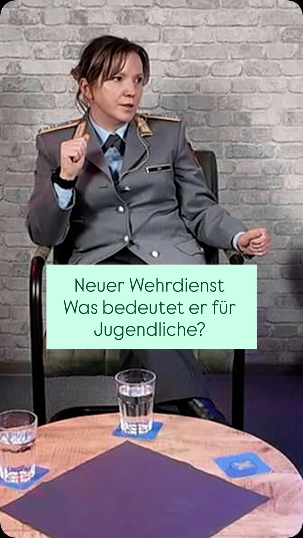 CAS-TV: Sch&uuml;ler*innen gestalten Talkshow zum neuen Wehrdienst 