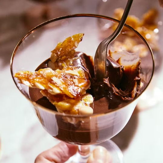 🍫Choc pots with almond brittle