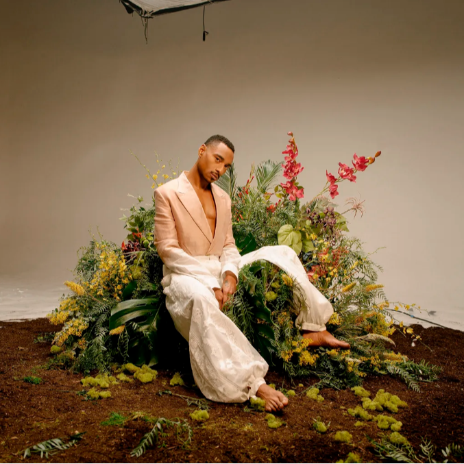 Por qu&eacute; el artista Durand Bernarr est&aacute; fuera del tiempo lineal de la industria musical | SIX Revista
