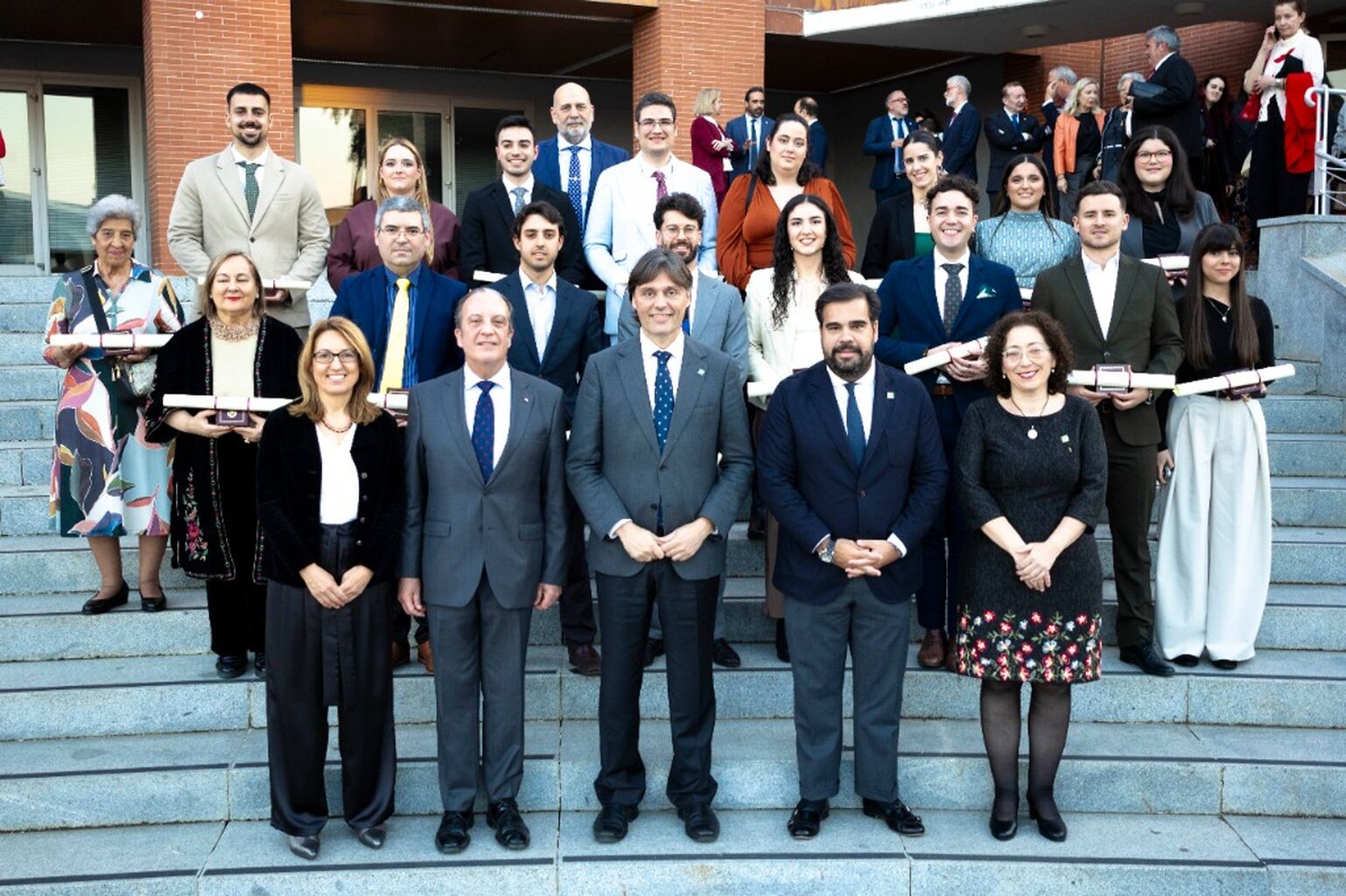 La Universidad Pablo de Olavide y la Real Maestranza premian a los mejores expedientes acad&eacute;micos