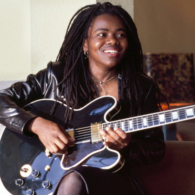 Tracy Chapman y la verdadera historia detr&aacute;s de la canci&oacute;n &lsquo;Fast Car&rsquo; | SIX Revista