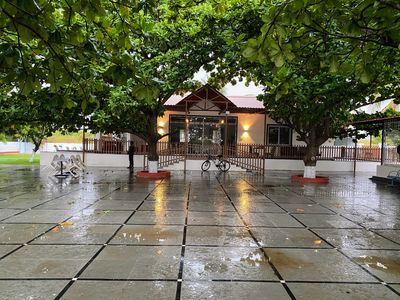 Almond-Grove | 5BR | Sleeps 16 | ₹19-25K | 35 mins from  TSPA/Moinabad_ORR_Exit