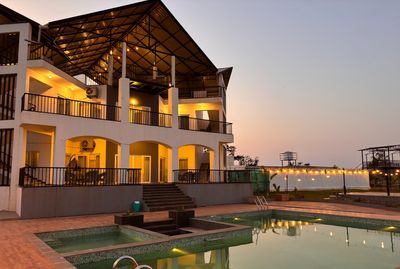 Ranch | 6BR | Sleeps 30 | ₹19-31K | 60mins from TSPA ORR Exit. Near Pargi