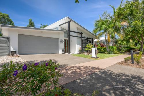 21 Smoke Bush Drive, Noosa Heads QLD 4567 - House for sale - Tom Offermann Real Estate