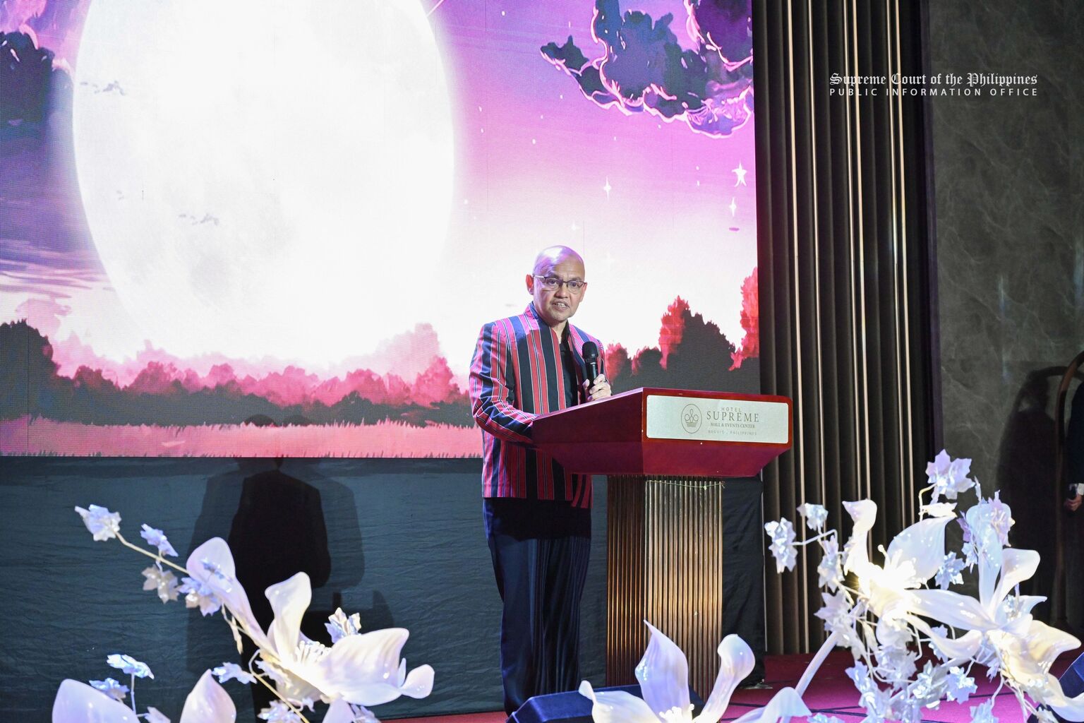 Senior Associate Justice Leonen to New Lawyers: Legal Profession is Not About Us, But the People We Serve