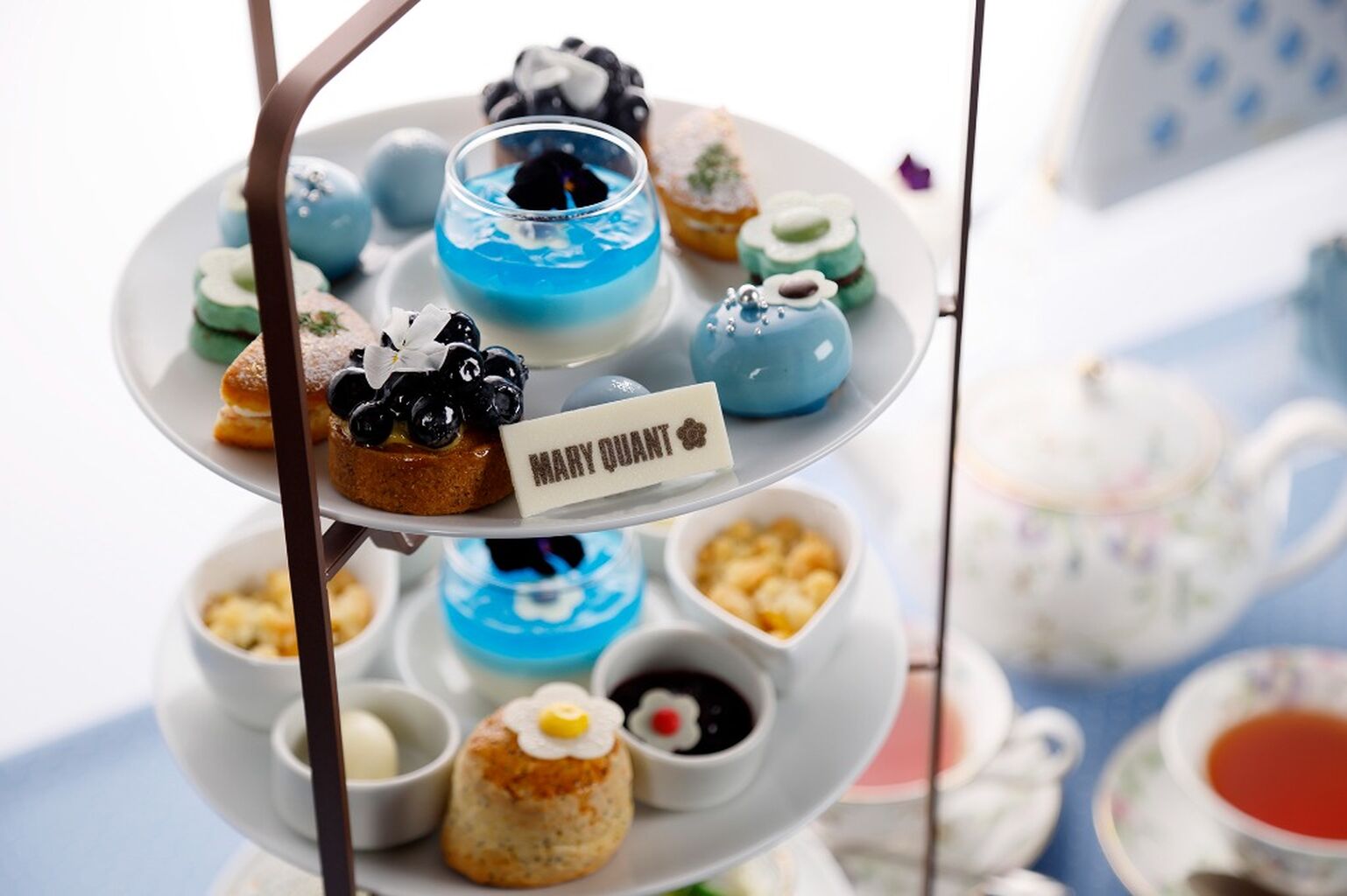 MARY QUANT Collaboration "Sky Bloom Afternoon Tea" 5/1~6/30