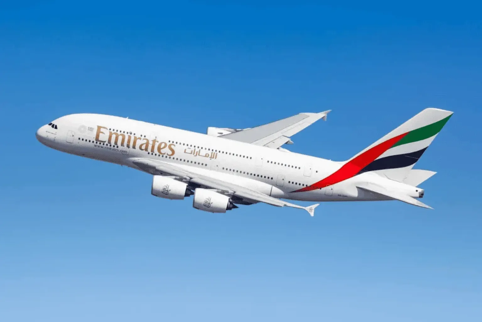 Emirates Dubai to Canada Flights (April 2026): Special Montreal and Toronto Routes, Schedule, Bookings & Refunds