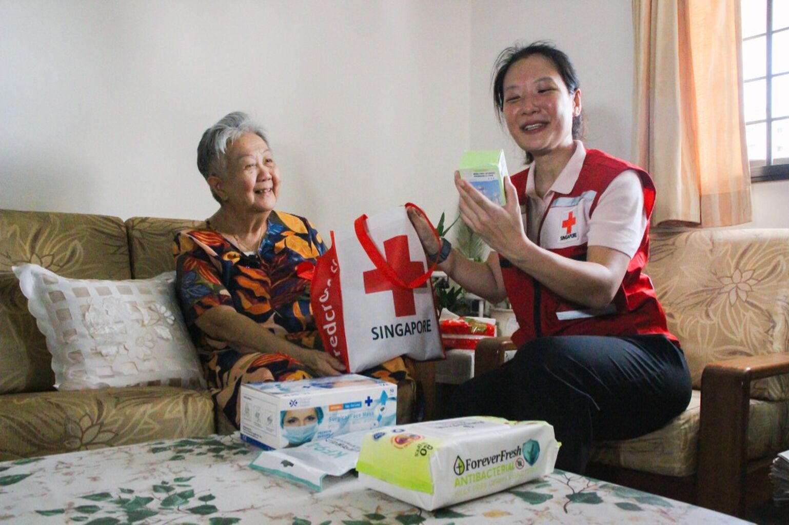 💌 DONATE ONLINE: SINGAPORE RED CROSS STEPS UP EFFORTS TO SAFEGUARD  VULNERABLE COMMUNITIES FROM HEAT AND HAZE RISKS
