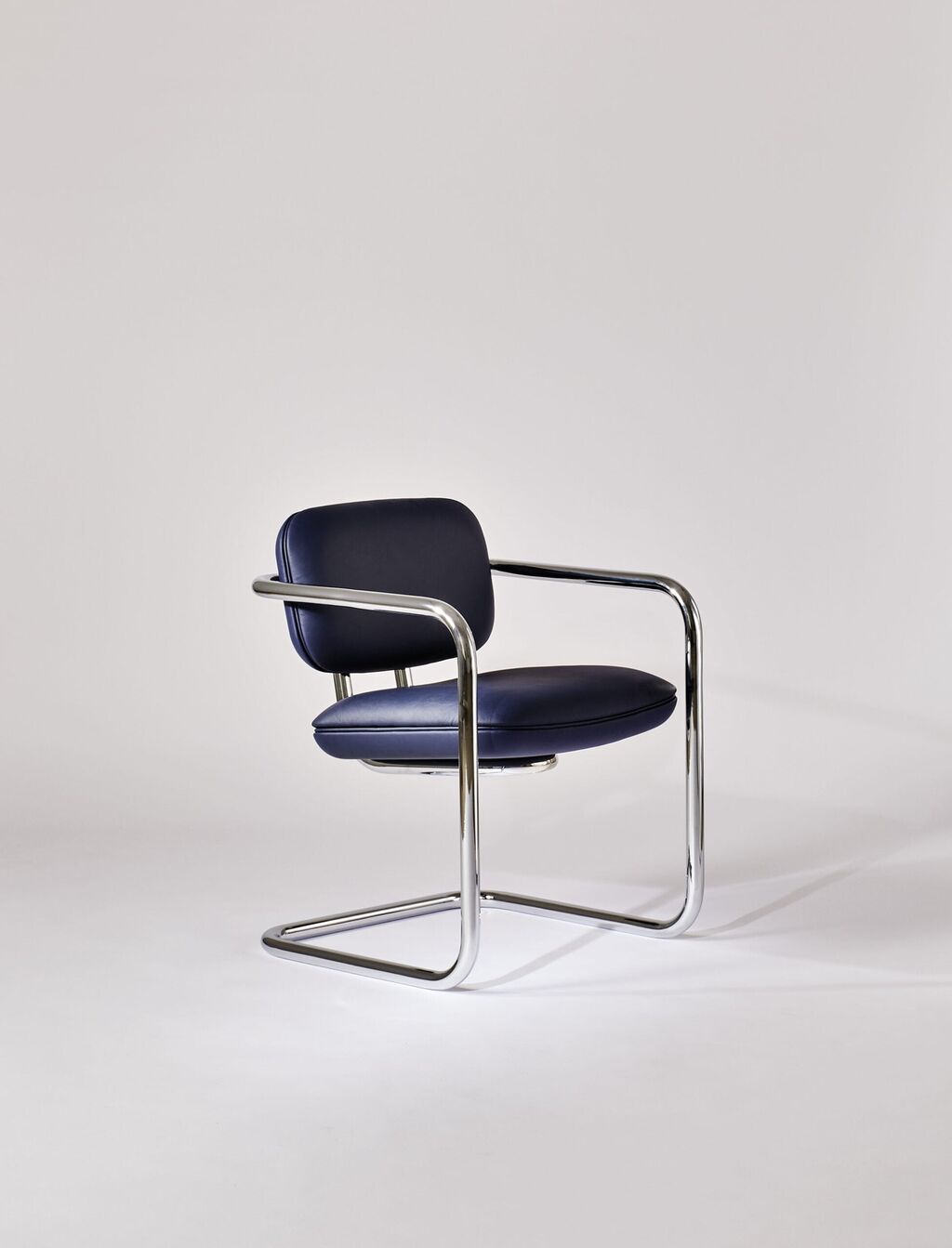In Collaboration with Teknion, SOM Reissues Designs from Its Archive