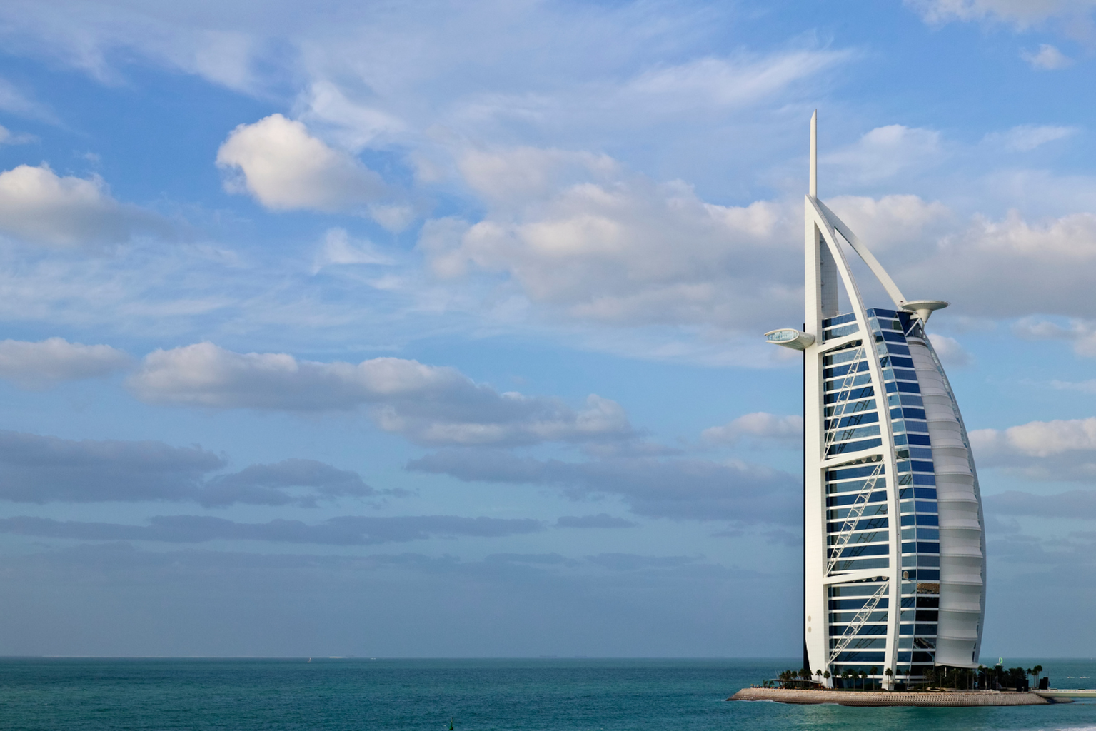 Jumeirah Burj Al Arab to Temporarily Close for Grand Restoration: Lead Designer, Reopening Date &amp; What Changes to Expect