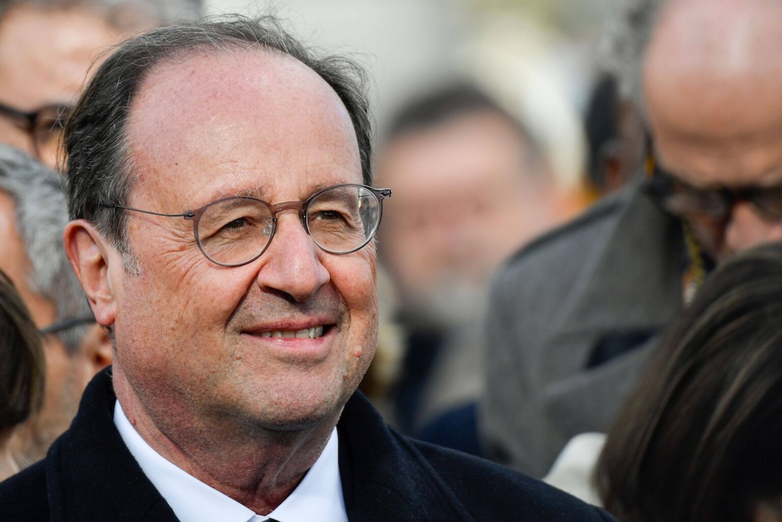 Pr&eacute;sidentielle 2027 : Fran&ccedil;ois Hollande se "pr&eacute;pare"