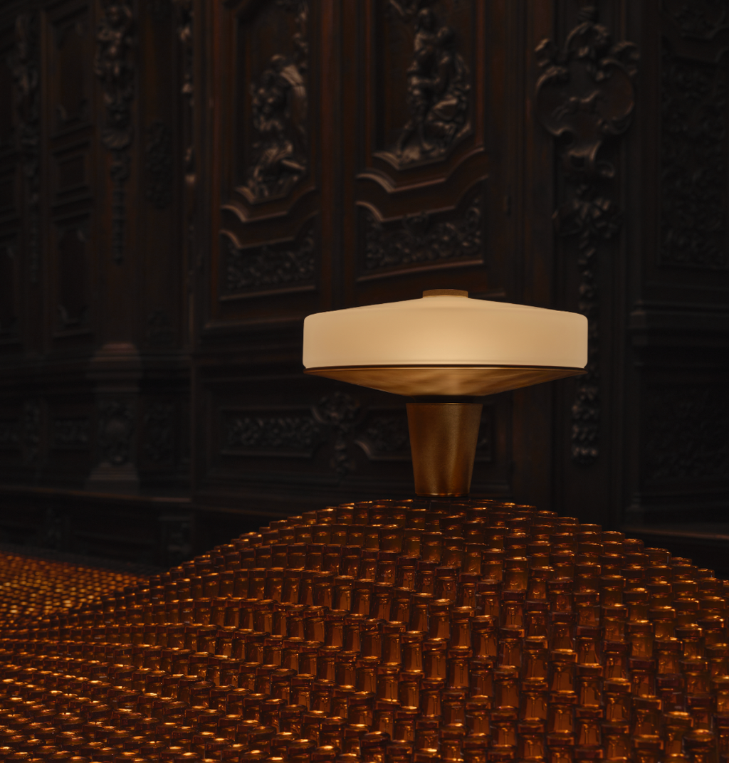 Aposē Lamp