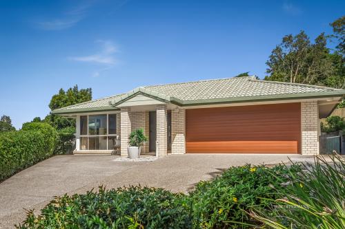 9 Capri Court, Noosa Heads QLD 4567 - House for sale - Tom Offermann Real Estate
