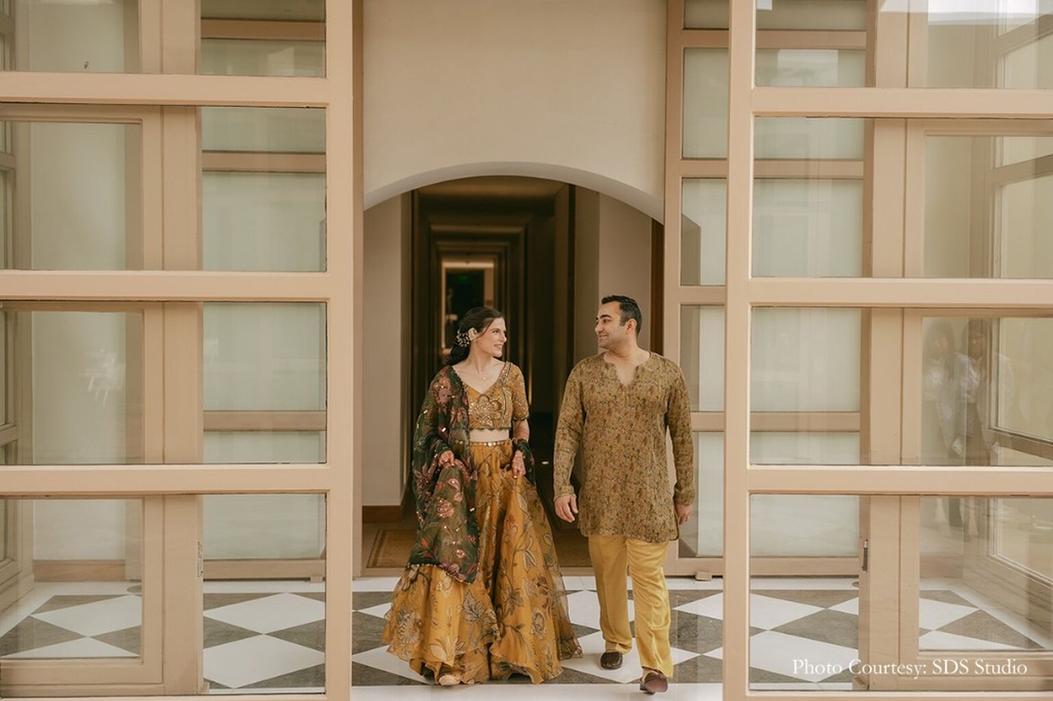 Gaurav Bajaj and Samantha Sheahan, Trident, Gurgaon