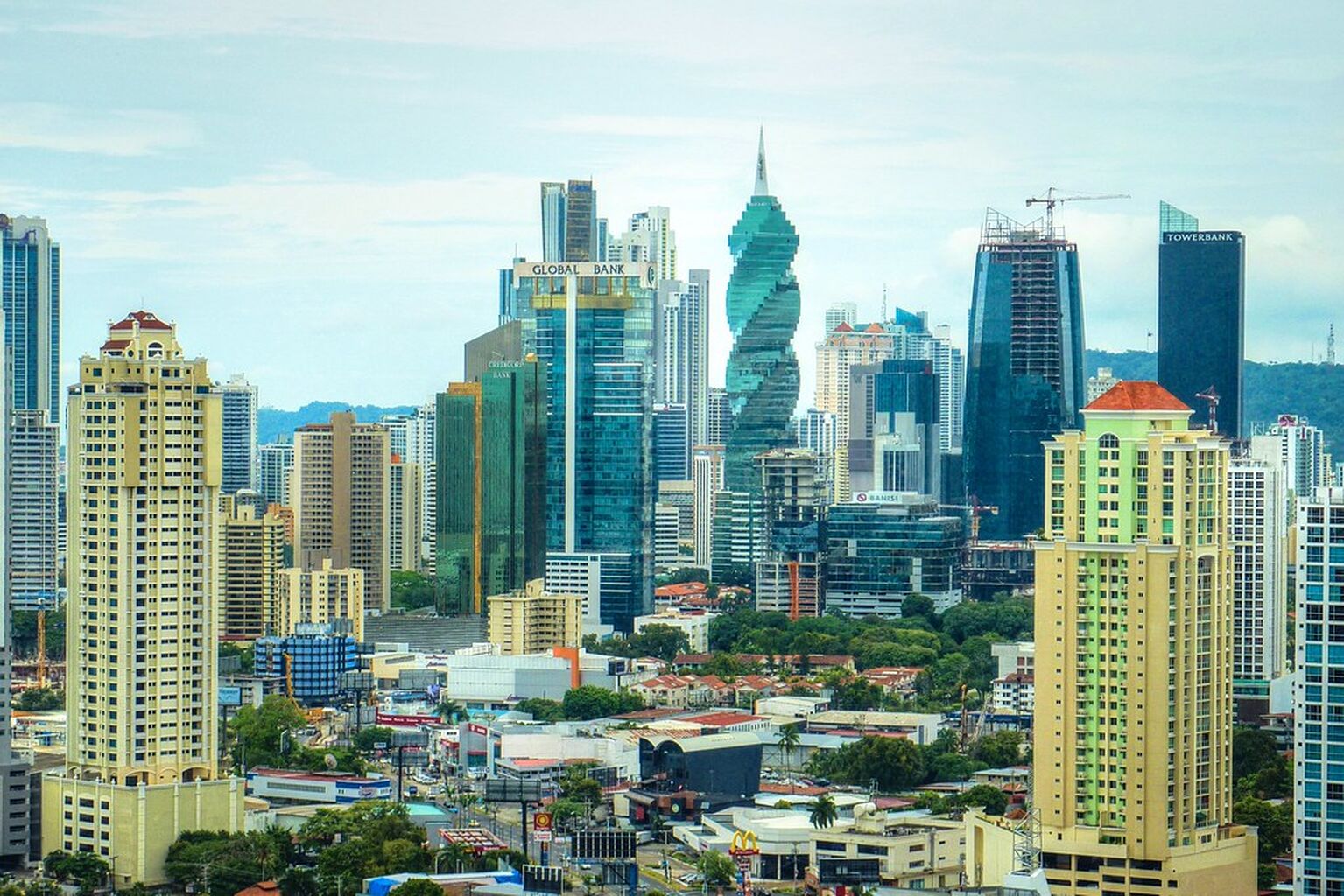 Most Walkable Neighborhoods in Panama City (No Car Needed)