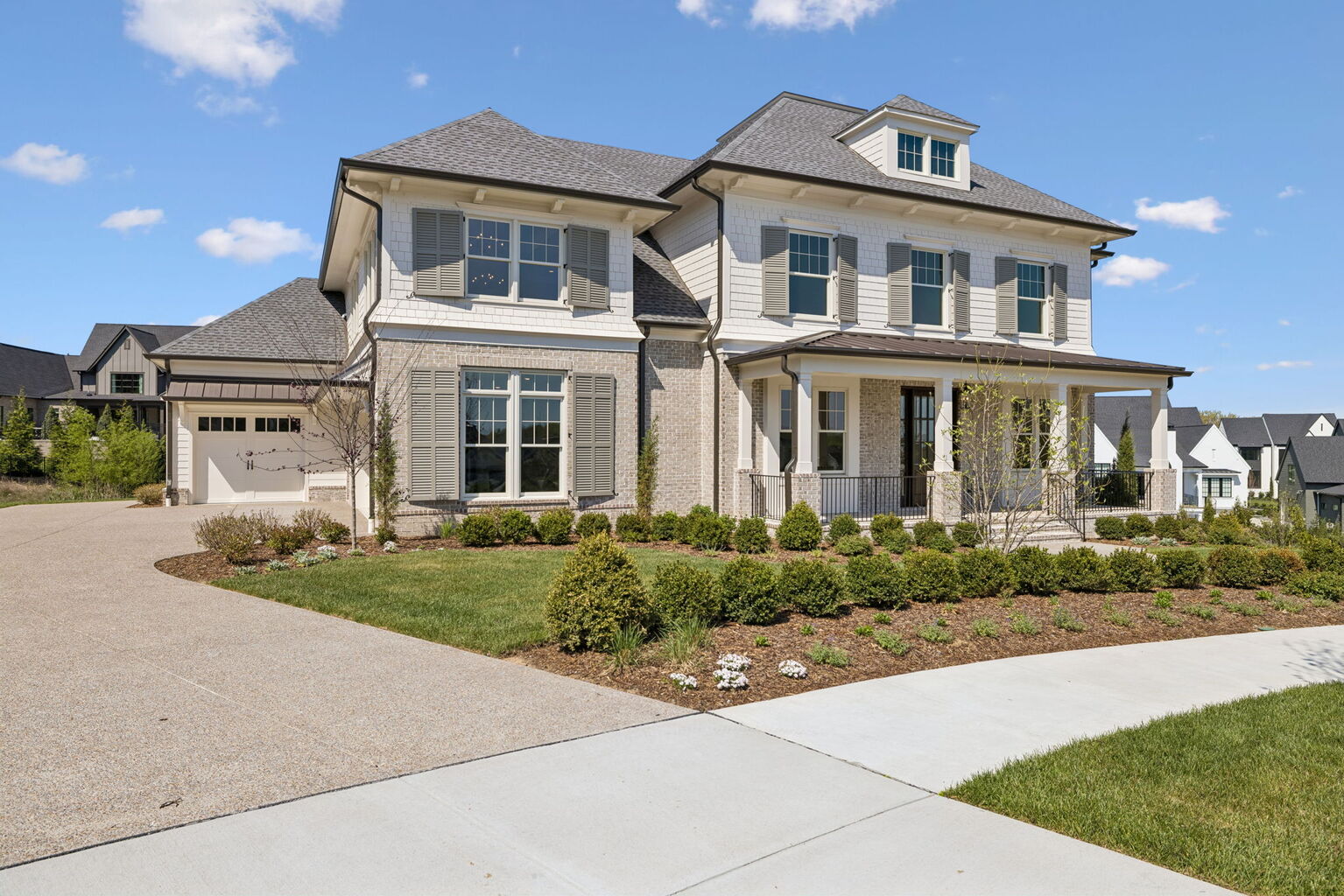 9282 Double Run Court - Grove Living