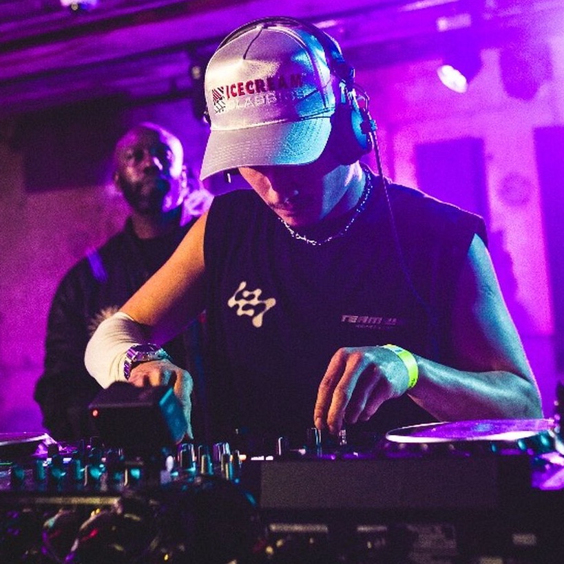 DeVice Radio: Mojay B2B Chords live
