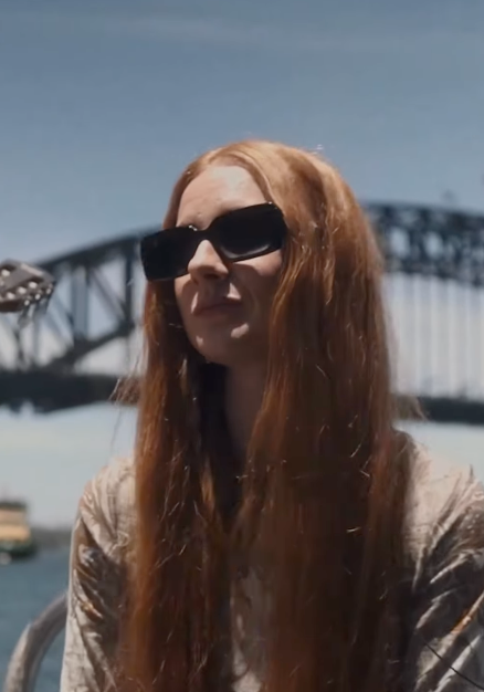 Vera Blue 'Settle' Acoustic Version