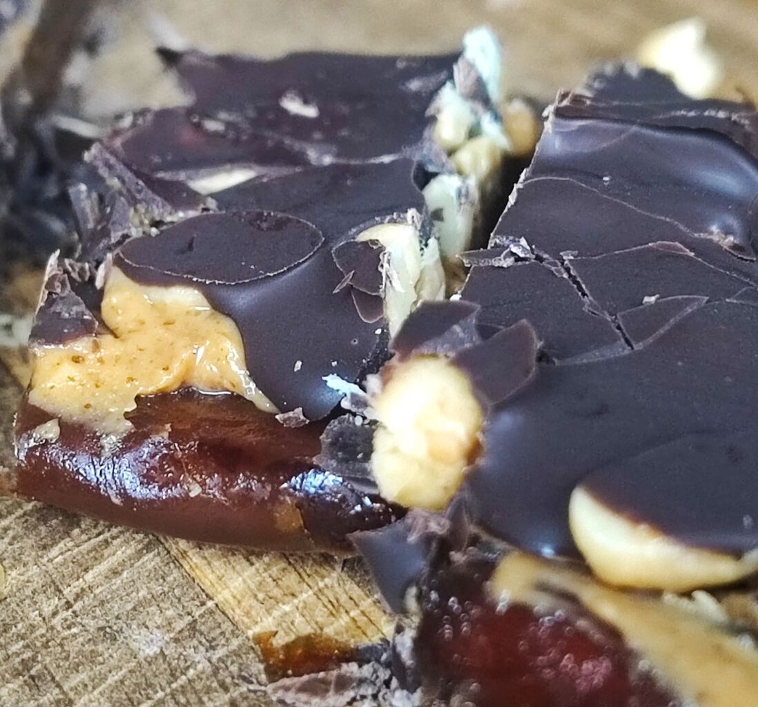 SNICKERS &Sigma;&Pi;&Iota;&Tau;&Iota;&Kappa;&Alpha; | &Epsilon;&Upsilon;&Kappa;&Omicron;&Lambda;&Alpha; &Kappa;&Alpha;&Iota; &Upsilon;&Gamma;&Iota;&Epsilon;&Iota;&Nu;&Alpha; 