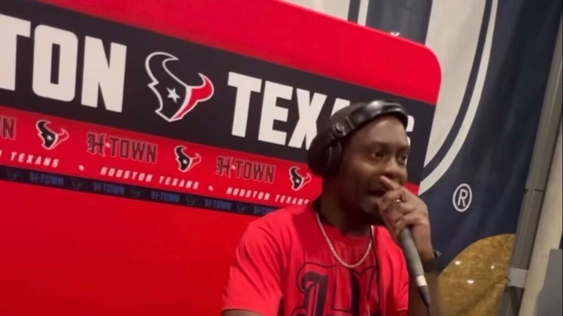 Houston Texans gameday (live set) at NRG STADIUM