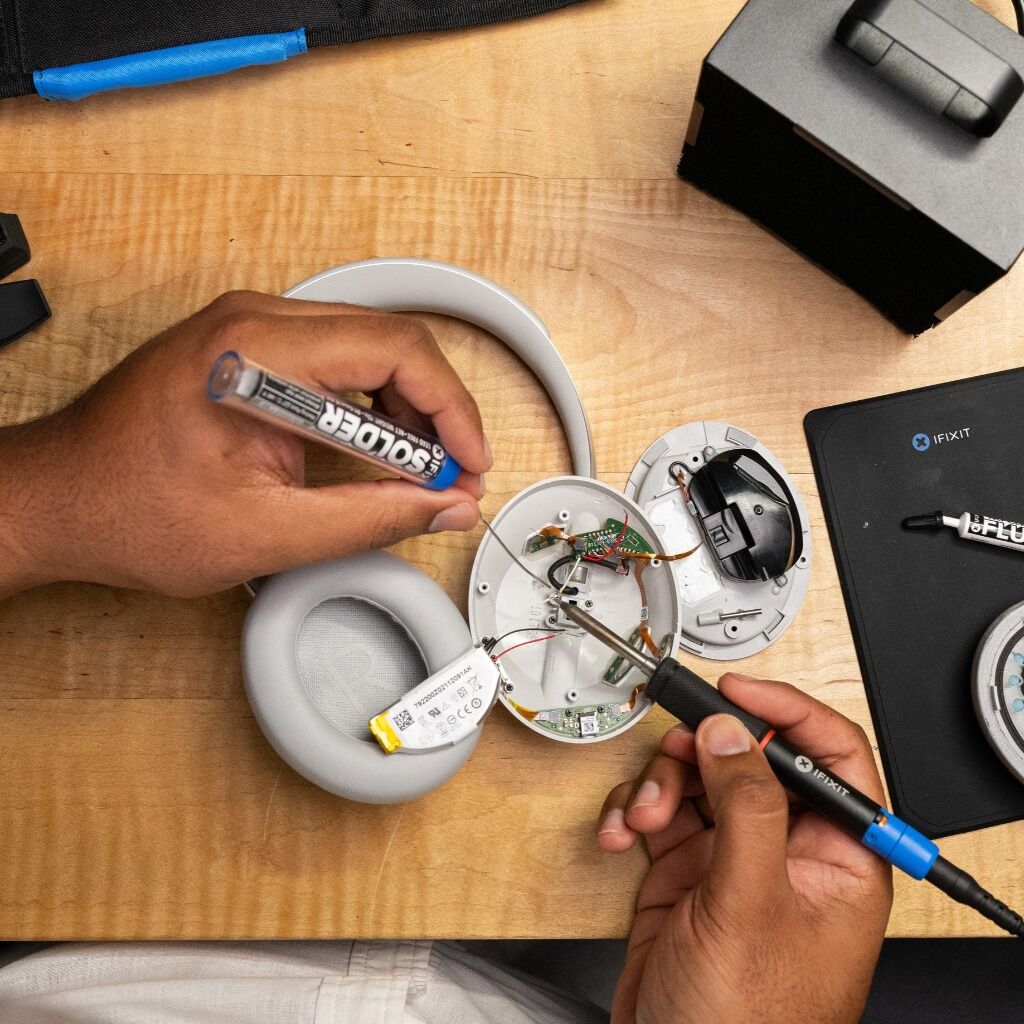 We&rsquo;re Now Scoring Wireless Headphones (and One of Them Already Hit 10/10)