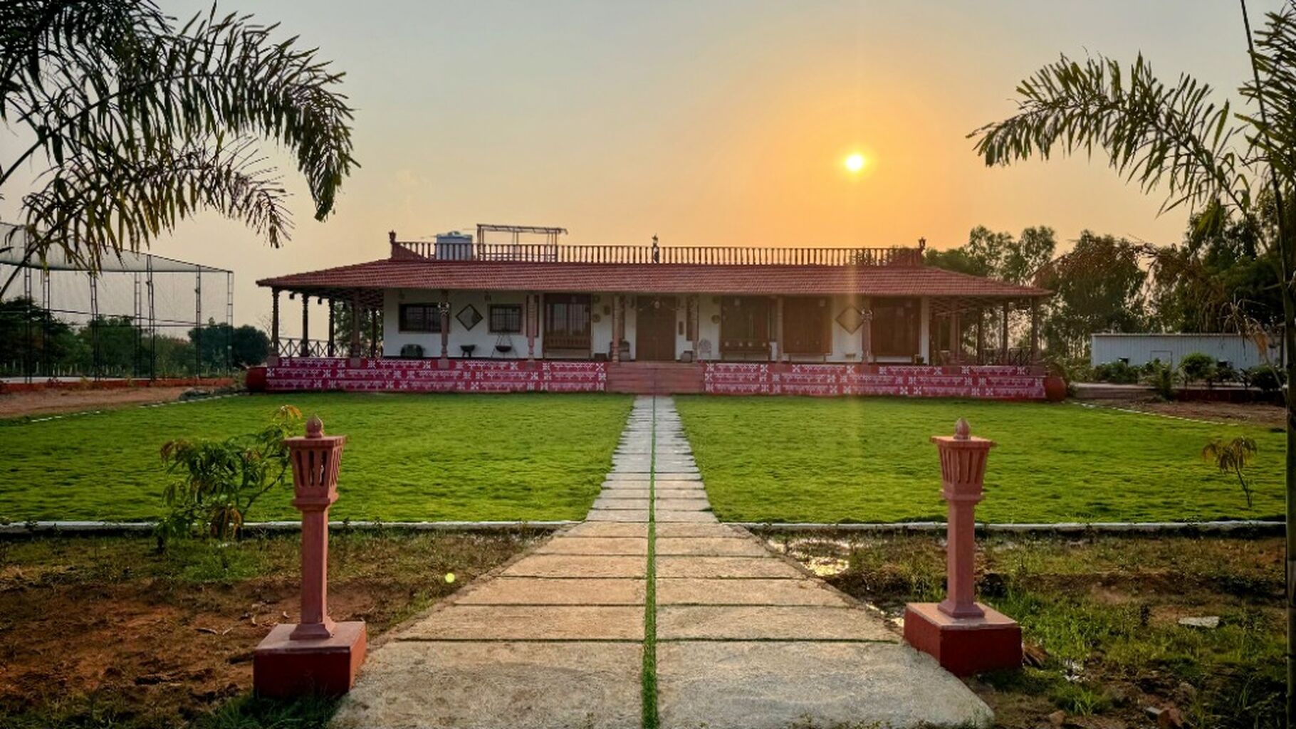 RUDRA FARMS | 3BR | SLEEPS 15 | ₹15-20k | 45 MINS FROM MEDCHAL ORR EXIT