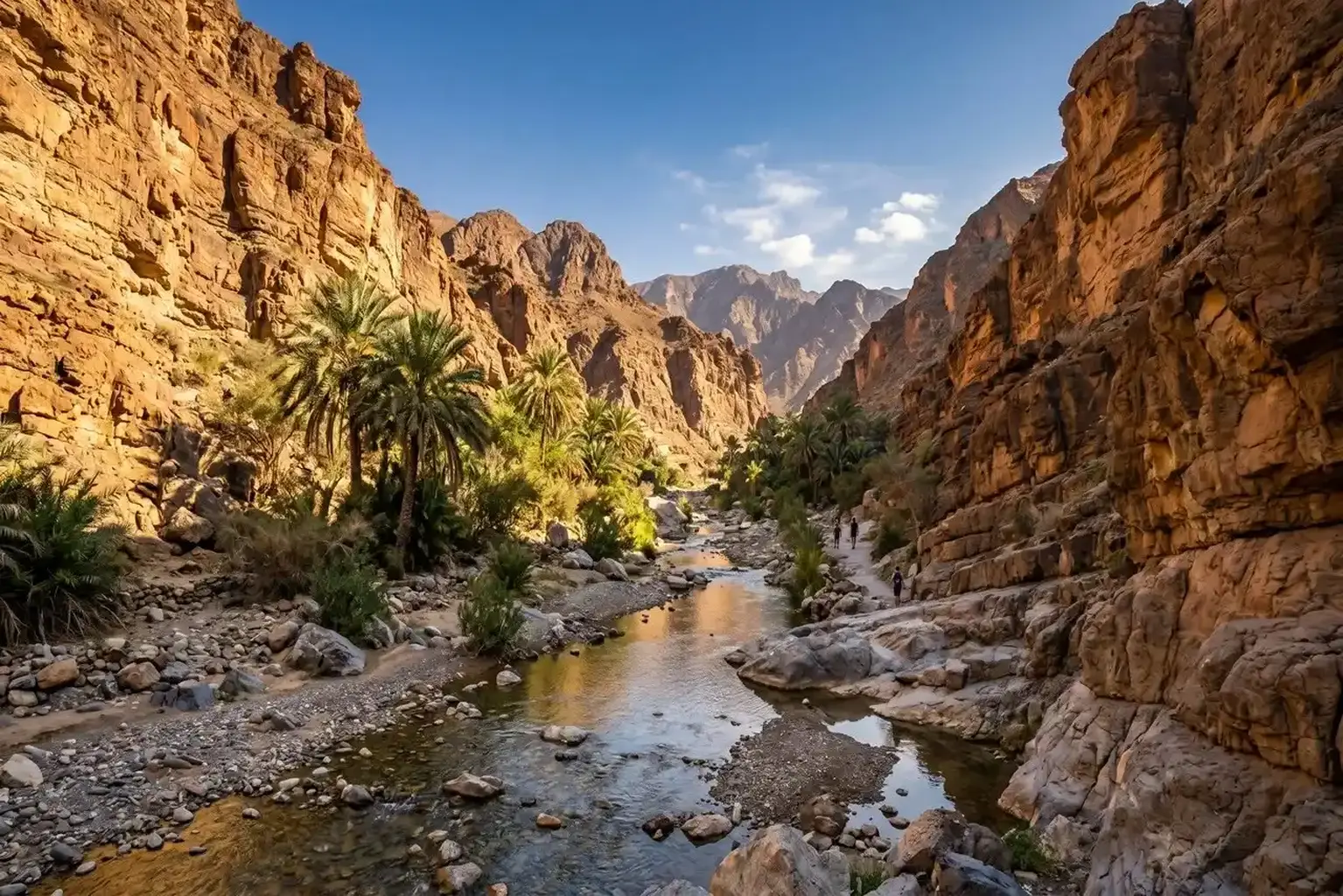 Most Beautiful Wadis in UAE for Hiking, Swimming, and Mountain Views