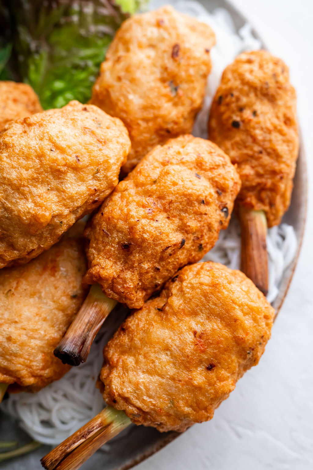 Chạo T&ocirc;m with Lemongrass Skewers