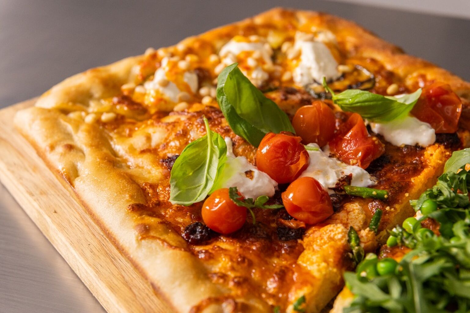 Detroit Style Stretch Pizza